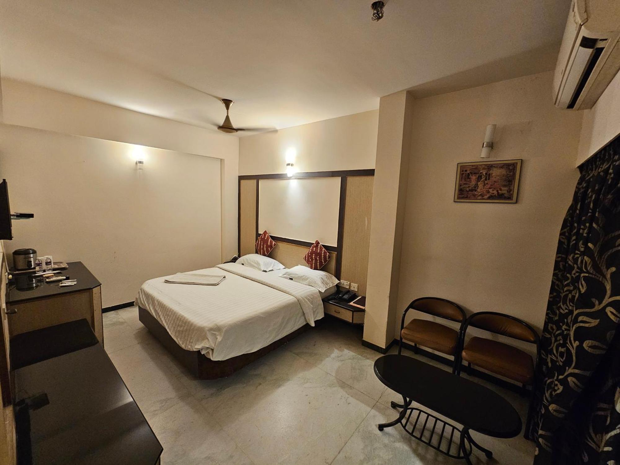 Hotel Merilin Ероде Екстериор снимка